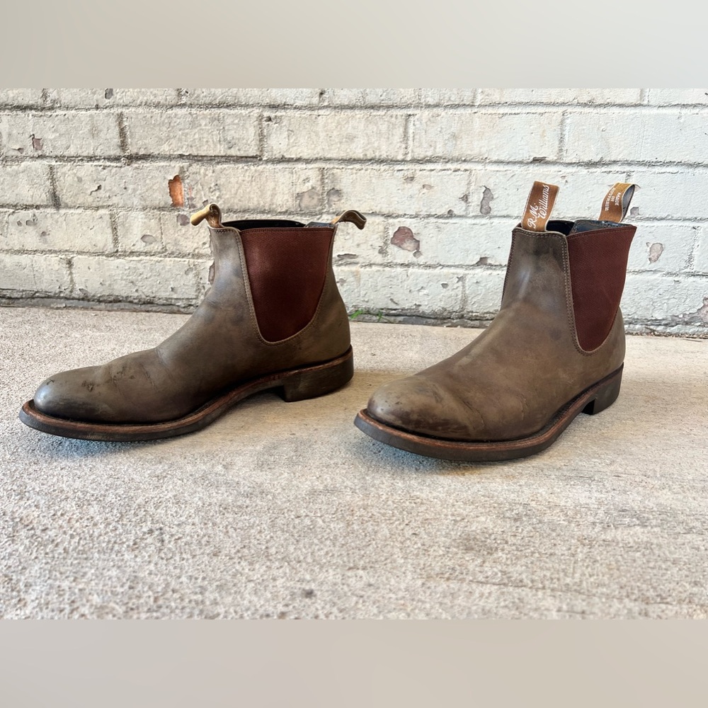 Blundstone Brown Leather Chelsea Boots